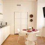 Lazzaretto Vecchio 22 Tirabora Short Rent *