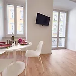 Lazzaretto Vecchio 22 Tirabora Short Rent דירה טריאסטה