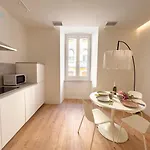 Lazzaretto Vecchio 22 Tirabora Short Rent דירה טריאסטה