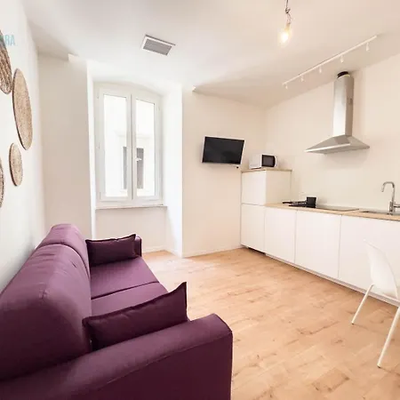 Lazzaretto Vecchio 22 Tirabora Short Rent * Triest