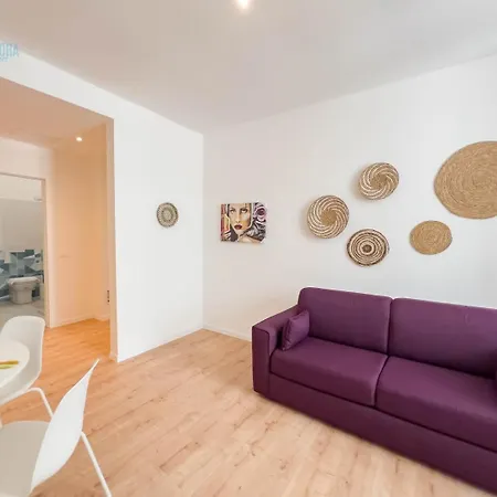 Lazzaretto Vecchio 22 Tirabora Short Rent Apartmán *