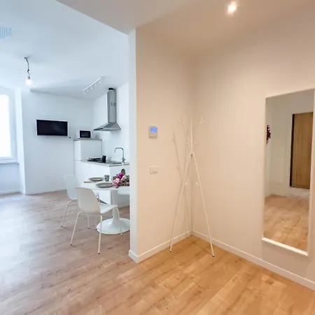 Appartamento Lazzaretto Vecchio 22 Tirabora Short Rent Trieste