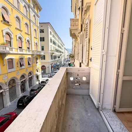 Appartamento Lazzaretto Vecchio 22 Tirabora Short Rent