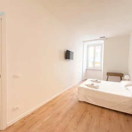 Lazzaretto Vecchio 22 Tirabora Short Rent * Trieste
