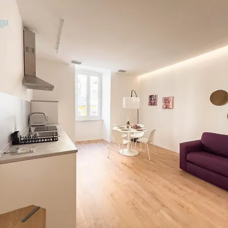 Apartmán Lazzaretto Vecchio 22 Tirabora Short Rent Terst